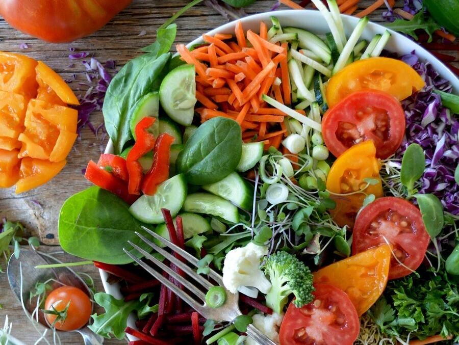 Как снизить повышенный холестерин в крови у женщин и мужчин, причины и что делать